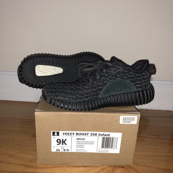 yeezys - Picture 2 of 3